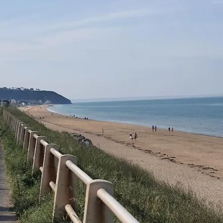 Chalet 4-6 Pers-piscine Chauffée-150m *