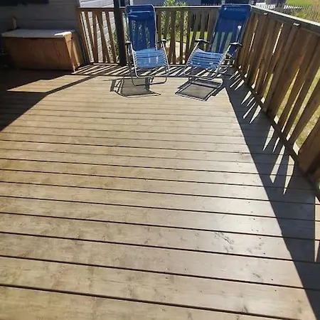 Chalet 4-6 Pers-piscine Chauffée-150m