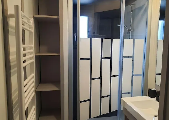 4-6 Pers-piscine Chauffee-150m Шале *